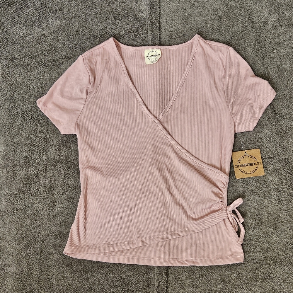 One Step Up V-Neck Shirt Faux Wrap Short Sleeve Lightweight Stretch Size L New